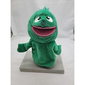 Vintage Lakeshore green hand puppet 10"
